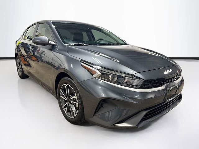 Used 2024 Kia Forte LXS FWD image 1