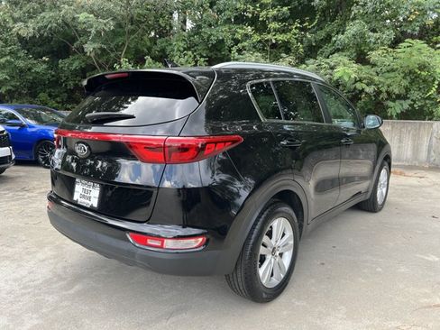Used 2017 Kia Sportage LX w/ LX Popular Package FWD image 5