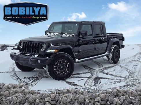 Used 2023 Jeep Gladiator Overland AWD/4WD image 1