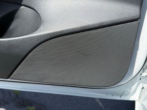 Used 2023 Tesla Model 3 Standard Range image 21