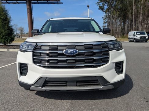 New 2026 Ford Explorer Active image 9