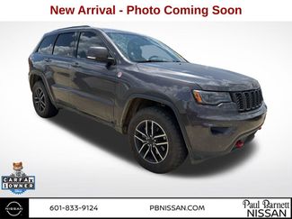 Used 2019 Jeep Grand Cherokee Trailhawk w/ Trailhawk Luxury Group AWD/4WD video 1