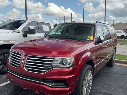 Used 2015 Lincoln Navigator L 4WD w/ Equipment Group 101A Reserve