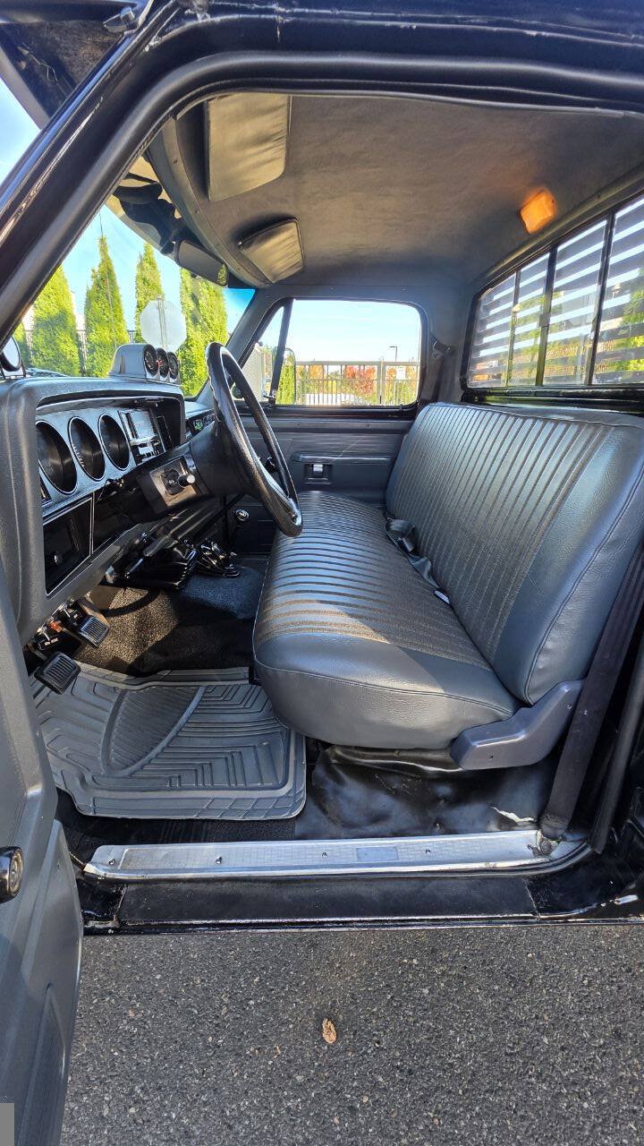 Used 1990 Dodge D/W Truck 250 AWD/4WD image 11