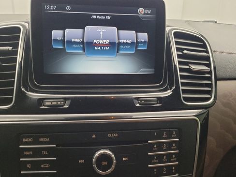 Used 2016 Mercedes-Benz GLE 450 4MATIC Coupe image 25