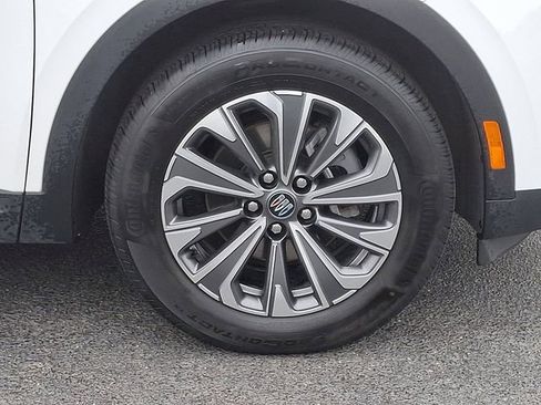 Used 2024 Buick Envision Preferred AWD/4WD image 11