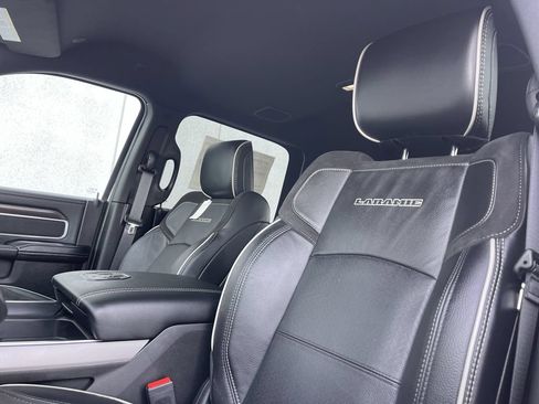 New 2026 RAM 2500 Laramie AWD/4WD image 19
