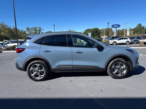 New 2026 Ford Escape ST-Line w/ Cold Weather Package image 12