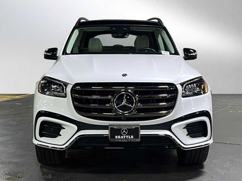 Certified 2024 Mercedes-Benz GLS 580 4MATIC image 8