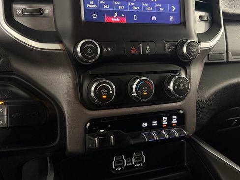 Certified 2024 RAM 2500 Big Horn w/ Off Road Package AWD/4WD image 15