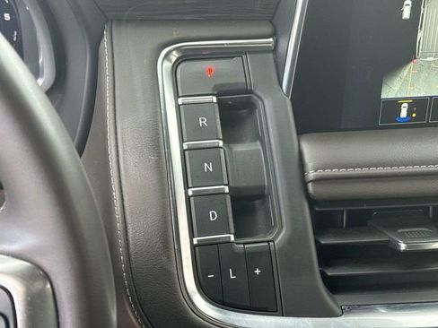 Certified 2023 Chevrolet Tahoe Z71 w/ Z71 Off-Road Package image 19