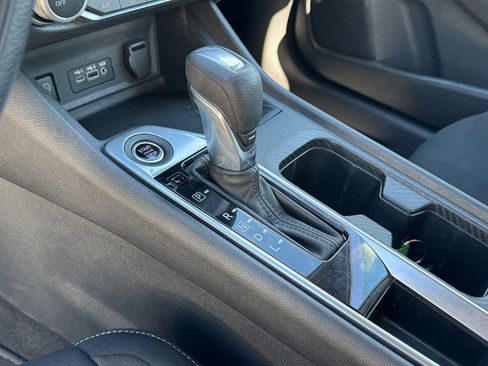 Used 2024 Nissan Sentra SV image 29