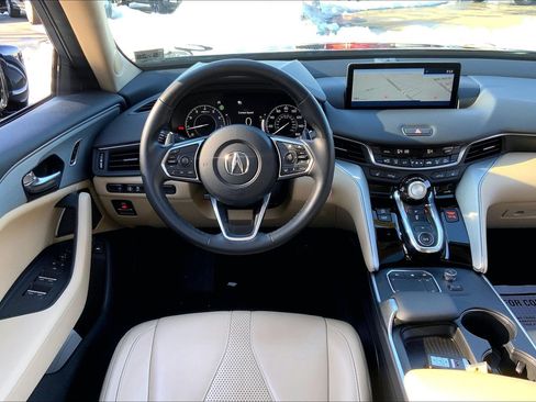 Used 2023 Acura TLX w/ Technology Package image 7