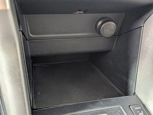 Used 2018 Subaru Forester 2.5i Limited image 21