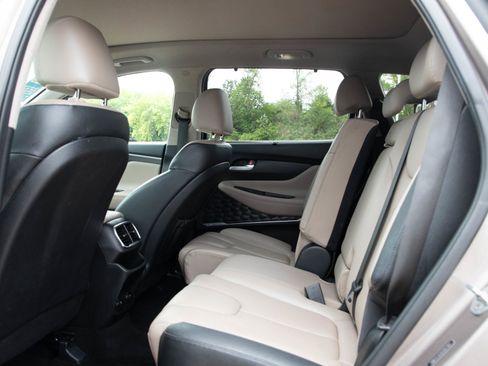 Used 2019 Hyundai Santa Fe Limited AWD/4WD image 15