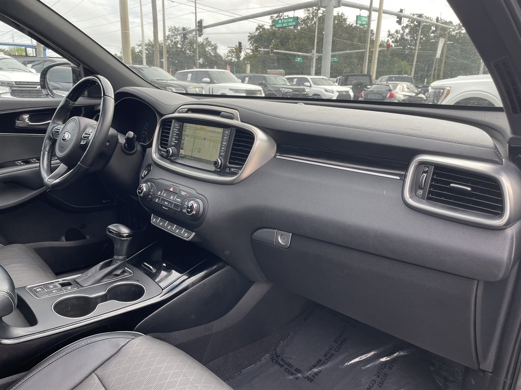 Used 2017 Kia Sorento SX FWD image 15