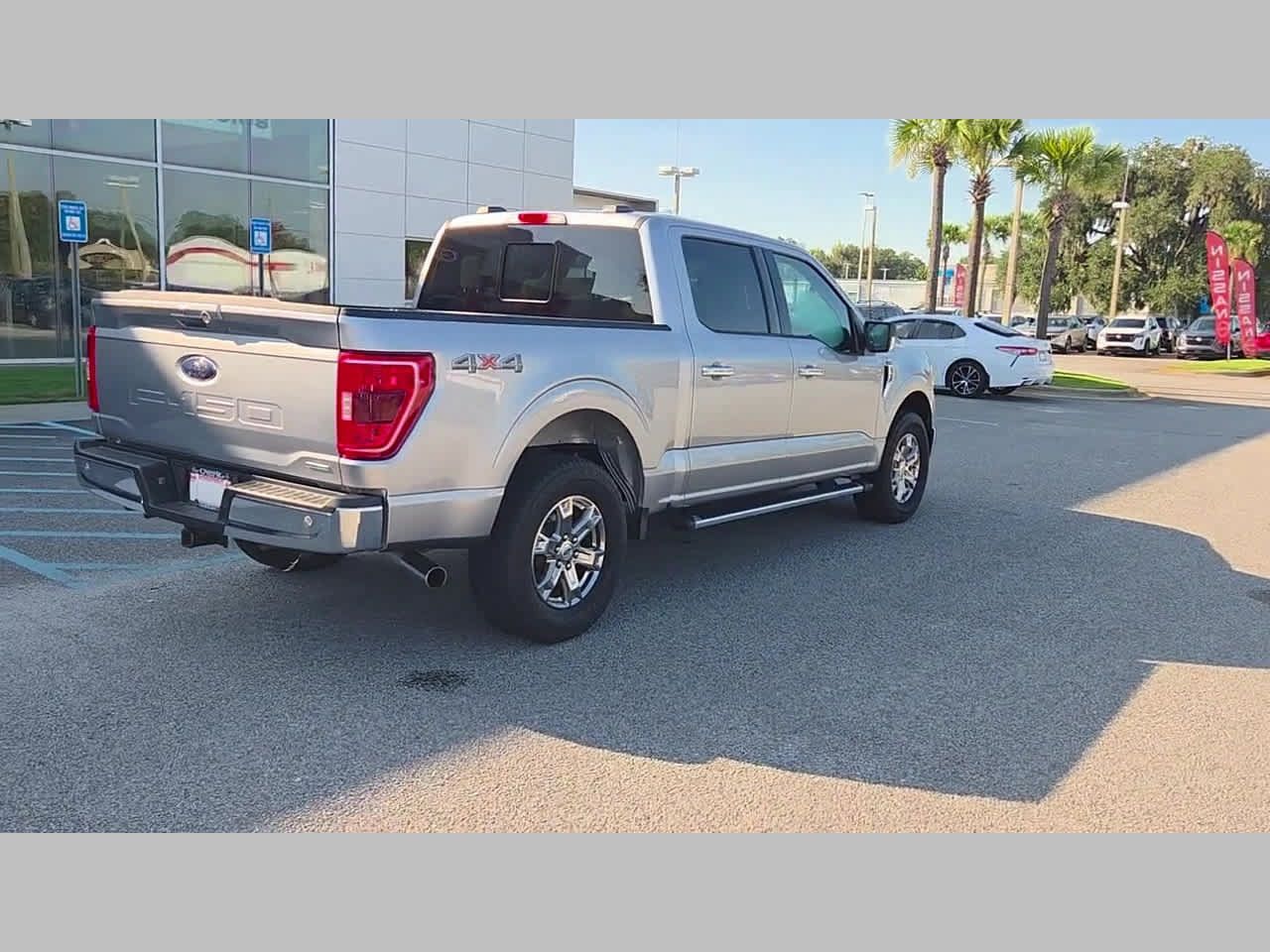 Used 2022 Ford F150 XLT w/ Equipment Group 302A High AWD/4WD image 33