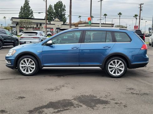 Used 2017 Volkswagen Golf Alltrack SE image 28