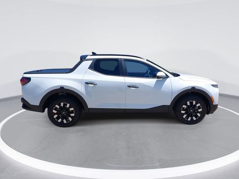 Certified 2025 Hyundai Santa Cruz SEL FWD image 4
