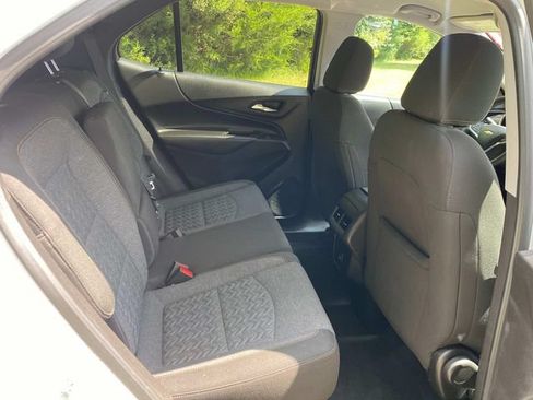 Used 2023 Chevrolet Equinox LT FWD image 33