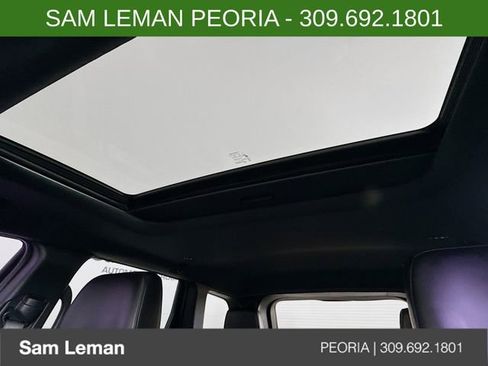 Used 2021 Jeep Grand Cherokee Laredo X image 22