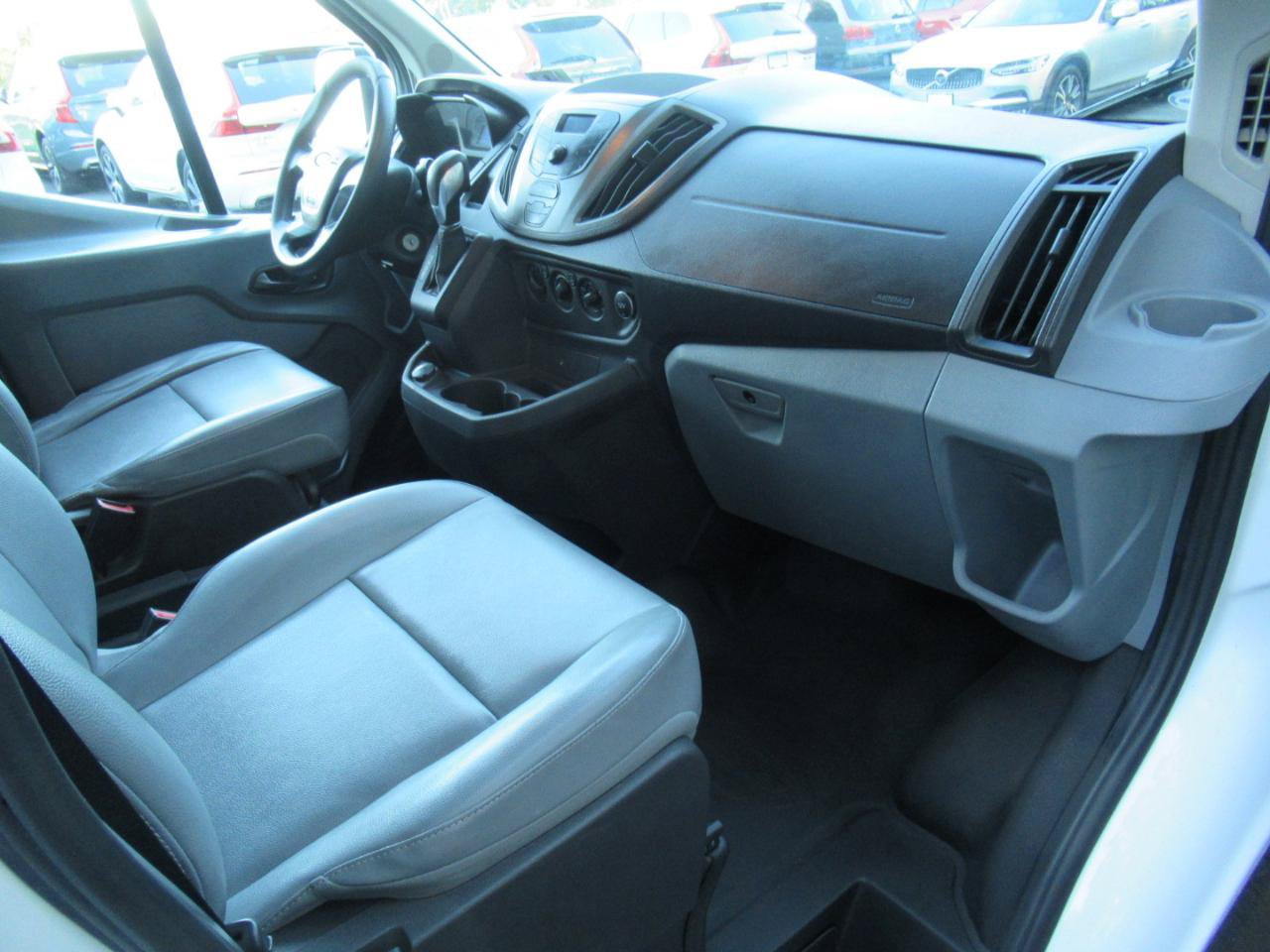 Used 2018 Ford Transit 250 148 Medium Roof RWD image 16