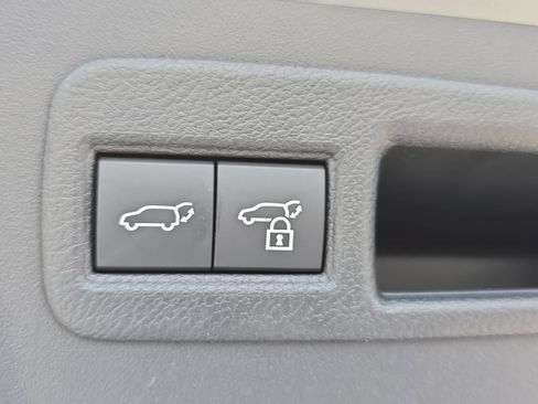 New 2026 Toyota C-HR AWD/4WD image 13