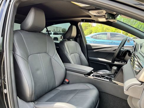 Used 2025 Toyota Camry XSE w/ Premium Package FWD image 24