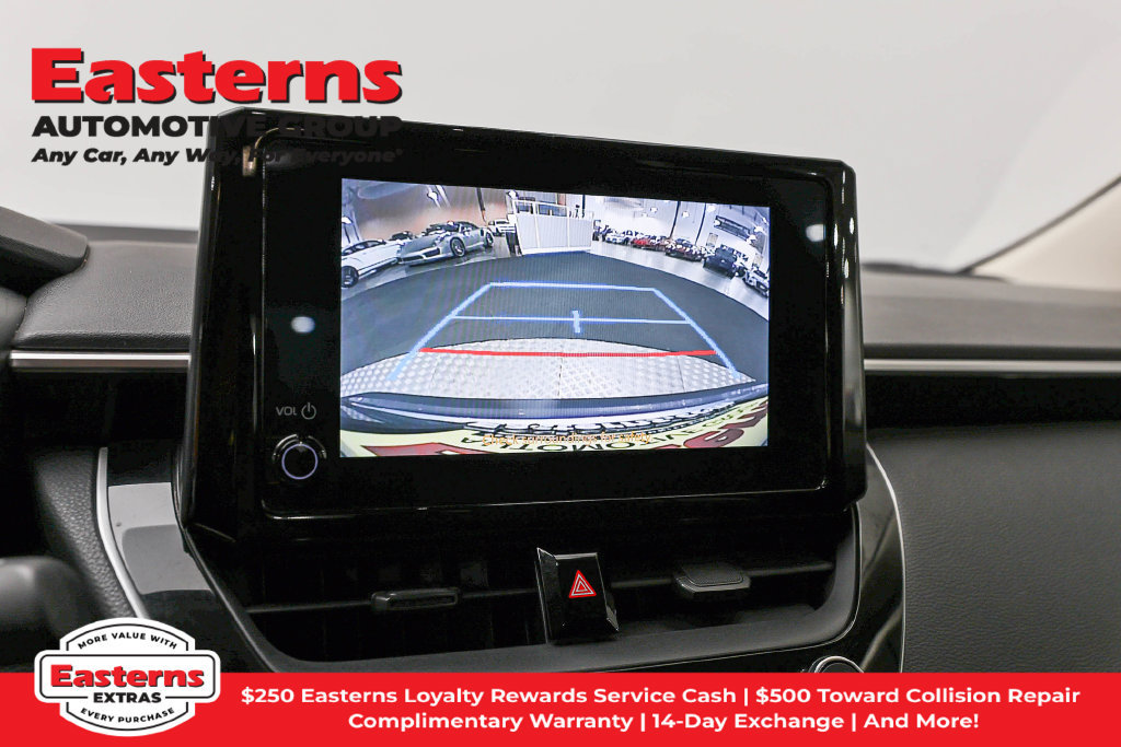 Used 2023 Toyota Corolla LE FWD image 18