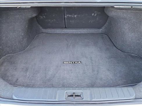 Used 2025 Nissan Sentra SV FWD image 6