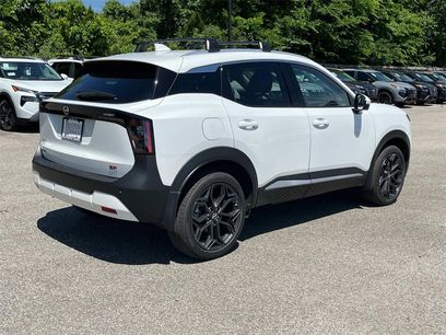 New 2025 Nissan Kicks SR