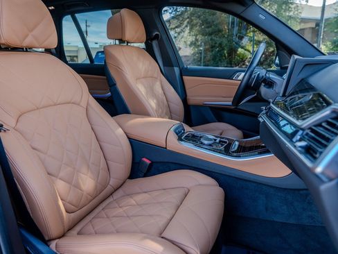 Used 2025 BMW X5 xDrive40i w/ Premium Package image 20