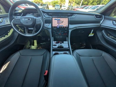 New 2025 Jeep Grand Cherokee L Limited w/ Black Appearance Package image 13