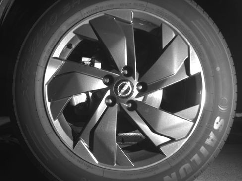 Used 2025 Nissan Rogue SV AWD/4WD image 12