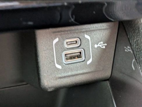 New 2026 Jeep Compass Latitude AWD/4WD image 19