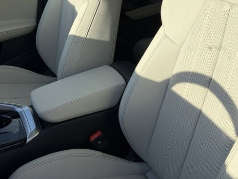 New 2025 Audi Q5 2.0T Premium Plus image 25