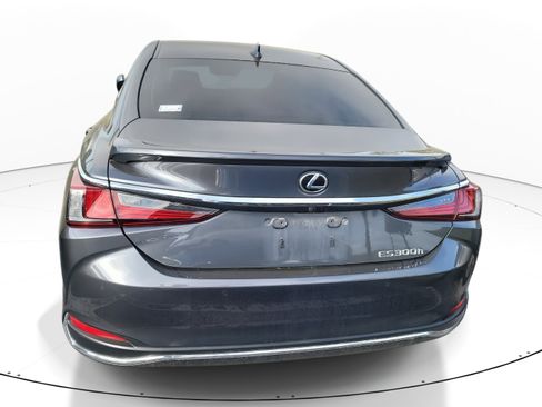 Used 2024 Lexus ES 300h w/ Premium Package image 6