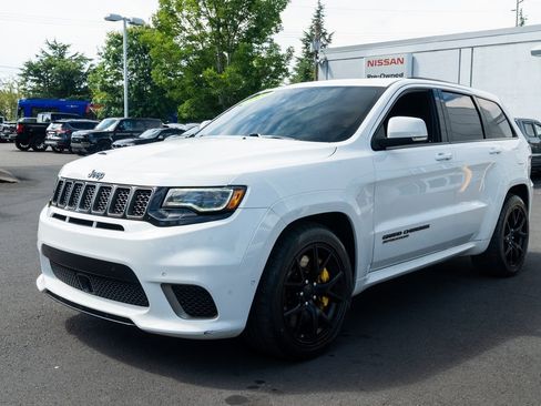 Used 2021 Jeep Grand Cherokee Trackhawk w/ Trailer Tow Group IV image 3