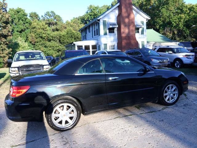Used 2008 Chrysler Sebring Limited w/ Luxury Group FWD image 7