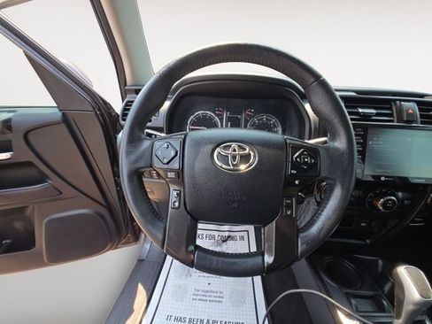 Used 2021 Toyota 4Runner TRD Off-Road Premium AWD/4WD image 13