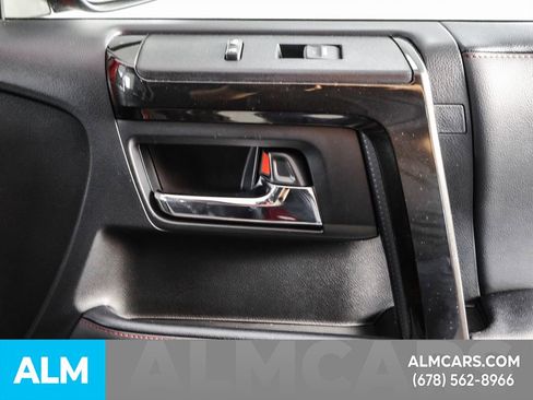 Used 2024 Toyota 4Runner TRD Off-Road image 44