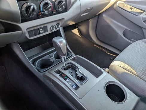 Used 2013 Toyota Tacoma PreRunner w/ SR5 Pkg image 22