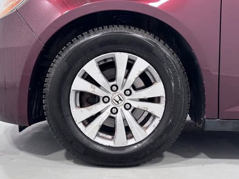 Used 2014 Honda Odyssey EX image 30
