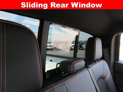 Certified 2024 GMC Canyon AT4 AWD/4WD image 23