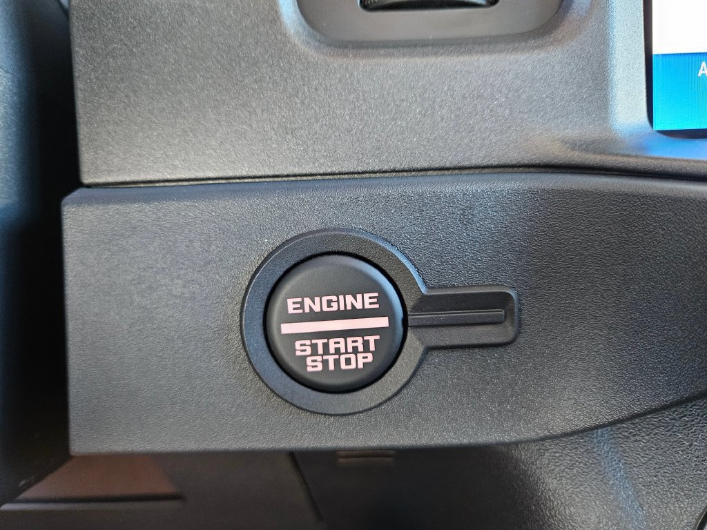 New 2026 Ford Bronco Raptor w/ Interior Carbon Fiber Pack AWD/4WD image 29