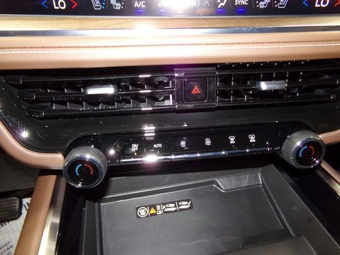 New 2025 Chevrolet Tahoe High Country image 20