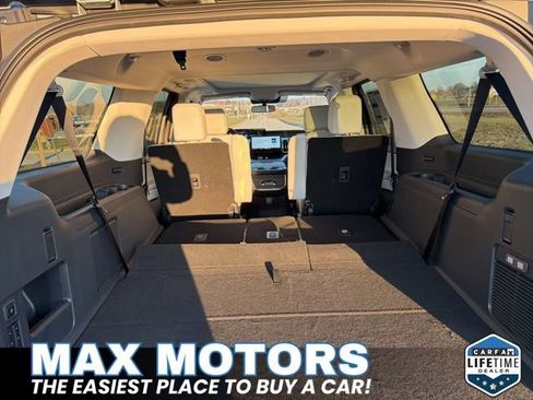 New 2025 Ford Expedition Max Platinum w/ Driver's Package image 14