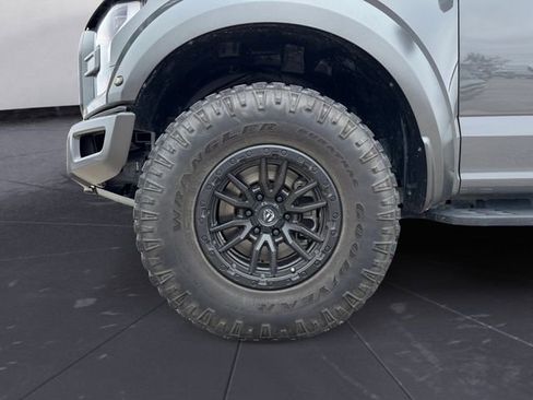 Used 2020 Ford F150 Raptor w/ Equipment Group 802A Luxury image 14