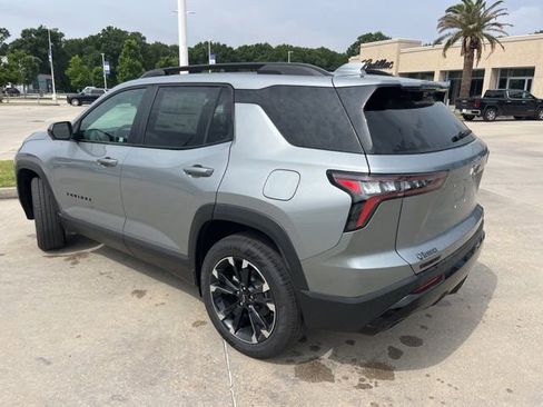 New 2026 Chevrolet Equinox RS w/ Convenience Package III FWD image 4