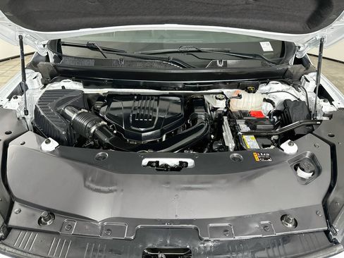 Used 2025 Buick Enclave Preferred FWD image 35